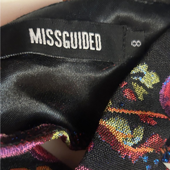 MissGuided Sophina Premium Floral Crop Top Size 4 Resort - Picture 4 of 11